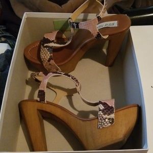 Steve Madden Platform Heels
